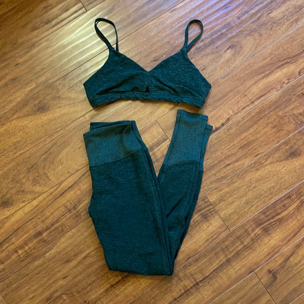 Alo yoga dark green set … bottoms are size small and top is medium…